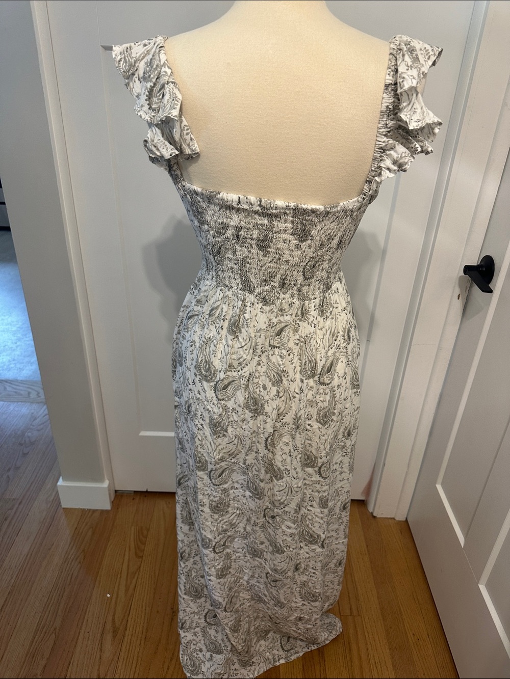 Raviya Gray Paisley Smocked Maxi Dress with Tie Straps - Picture 3 of 6